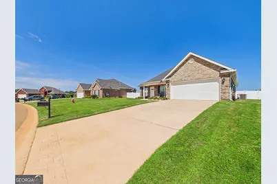 425 Lamplight Drive, Byron, GA 31008 - Photo 51