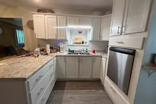 66 W Tenth St, Helena, GA 31037 - Photo 3