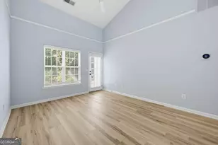 240 Fox Creek Blvd, Woodstock, GA 30188 - Photo 11