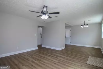 325 Wisconsin Avenue, Warner Robins, GA 31093 - Photo 5