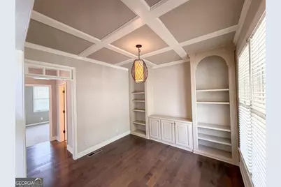 7047 Tree House Way, Flowery Branch, GA 30542 - Photo 7