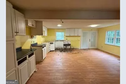 110 Cherry Lane, Warner Robins, GA 31093 - Photo 5