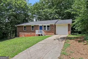 2541 Kelly Lake Dr, Decatur, GA 30032 - Photo 1