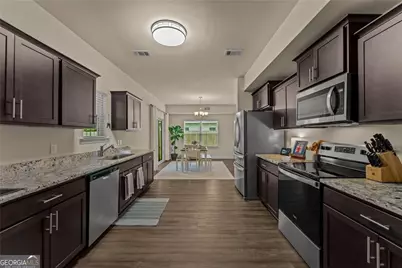 716 Mill Creek Circle, Hinesville, GA 31313 - Photo 13