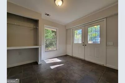 432 Lakeview Drive SW, Winder, GA 30680 - Photo 7