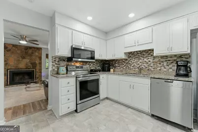 2893 Torreya Way SE, Marietta, GA 30067 - Photo 17
