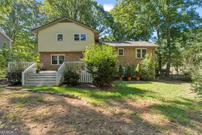 832 Sweet Briar Lane SE, Conyers, GA 30094 - Photo 9