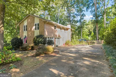 832 Sweet Briar Lane SE, Conyers, GA 30094 - Photo 5