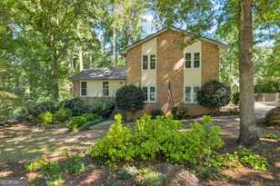 832 Sweet Briar Ln SE, Conyers, GA 30094 - Photo 1