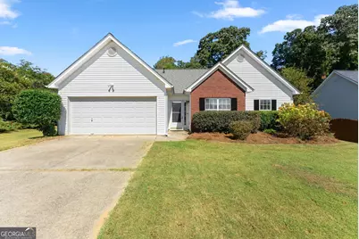 302 Shenandoah Circle, Winder, GA 30680 - Photo 1