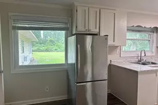 156 Highland Park Cir, Brunswick, GA 31523 - Photo 9