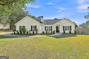 13 Lassetter Rd, Sharpsburg, GA 30277 - Photo 1