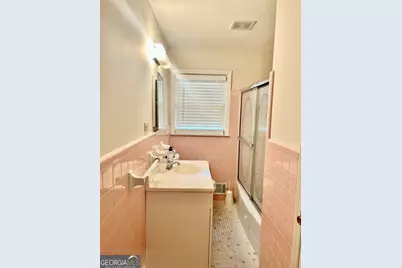 204 Lafayette St, Barnesville, GA 30204 - Photo 7