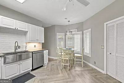 222 Circle Drive, Saint Simons, GA 31522 - Photo 15