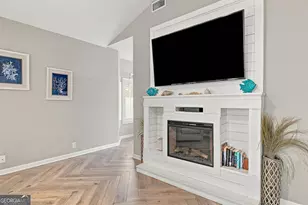 222 Circle Dr, Saint Simons, GA 31522 - Photo 11