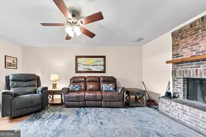 165 W Peach Avenue, Kingsland, GA 31548 - Photo 9