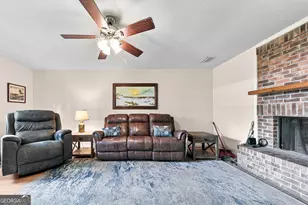 165 W Peach Ave, Kingsland, GA 31548 - Photo 9