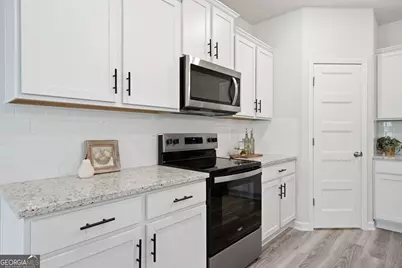4090 Oakwood Terrace Court, Oakwood, GA 30566 - Photo 13