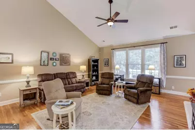 1131 Overlook Lane, Monroe, GA 30656 - Photo 9