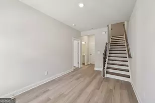 427 Elise Wy, Lawrenceville, GA 30045 - Photo 7