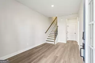 431 Elise Wy, Lawrenceville, GA 30045 - Photo 5