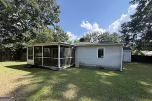 401 E Howard St, Wrens, GA 30833 - Photo 15