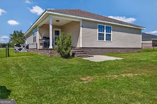 206 E Leyland Ct, Statesboro, GA 30458 - Photo 3