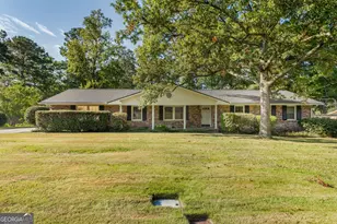 4610 N Stratford Oaks Dr, Macon, GA 31210 - Photo 1