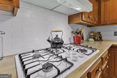 2417 N Oak Street, Valdosta, GA 31602 - Photo 13