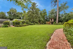 2417 N Oak St, Valdosta, GA 31602 - Photo 33