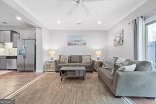 404 Mariners Cir, Saint Simons, GA 31522 - Photo 9