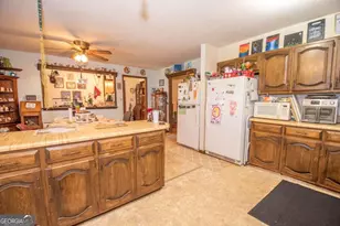 270 Walt Sanders Rd, Newnan, GA 30263 - Photo 9