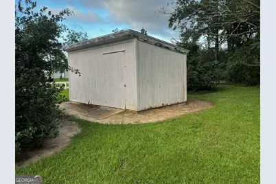 1693 E Lake Drive, Screven, GA 31560 - Photo 11