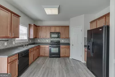 352 Beynon Terrace, Suwanee, GA 30024 - Photo 15