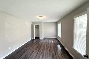 3609 River Hills Dr, Ellenwood, GA 30294 - Photo 3