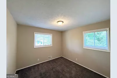 6979 Bruce Circle, Lithonia, GA 30058 - Photo 9