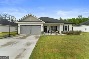 1028 Meloney Dr, Hinesville, GA 31313 - Photo 1