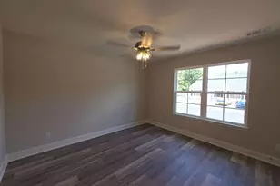 212B Tabor Dr, Warner Robins, GA 31093 - Photo 5
