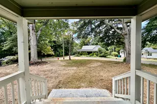 84 N Bowden St, Commerce, GA 30529 - Photo 7