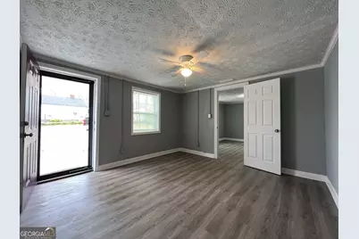 428 Circus Street, Griffin, GA 30223 - Photo 3