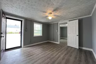 428 Circus St, Griffin, GA 30223 - Photo 3