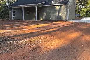 33 Peachtree St, Hartwell, GA 30643 - Photo 3