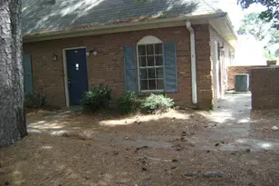 934 Park Pl NE, Conyers, GA 30012 - Photo 1