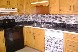 934 Park Pl NE, Conyers, GA 30012 - Photo 5