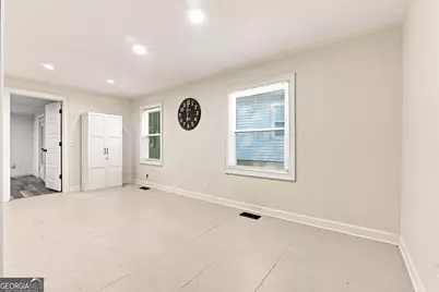 2248 Rugby Terrace, College Park, GA 30337 - Photo 5