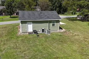 403 Auburn Rd, Glennville, GA 30427 - Photo 13