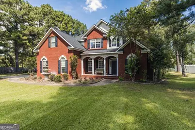 136 Hidden Lakes Drive, Gray, GA 31032 - Photo 3