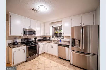 3789 N Hampton Drive NW, Kennesaw, GA 30144 - Photo 17