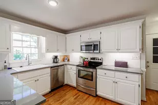 850 St Ives Ln, Athens, GA 30606 - Photo 9