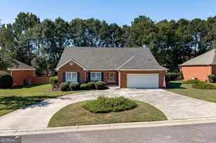 850 St Ives Ln, Athens, GA 30606 - Photo 1